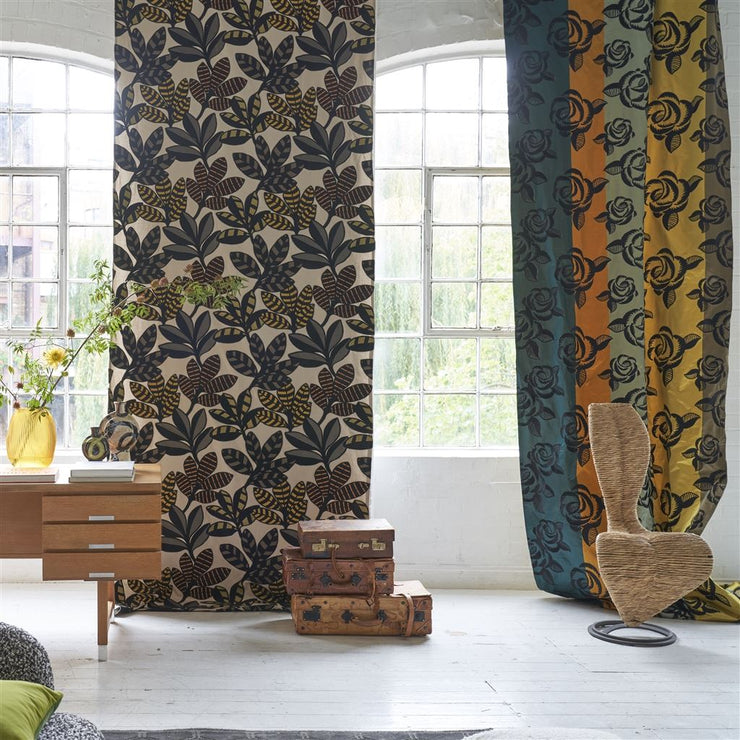 Designers Guild Kasuti Alchemilla