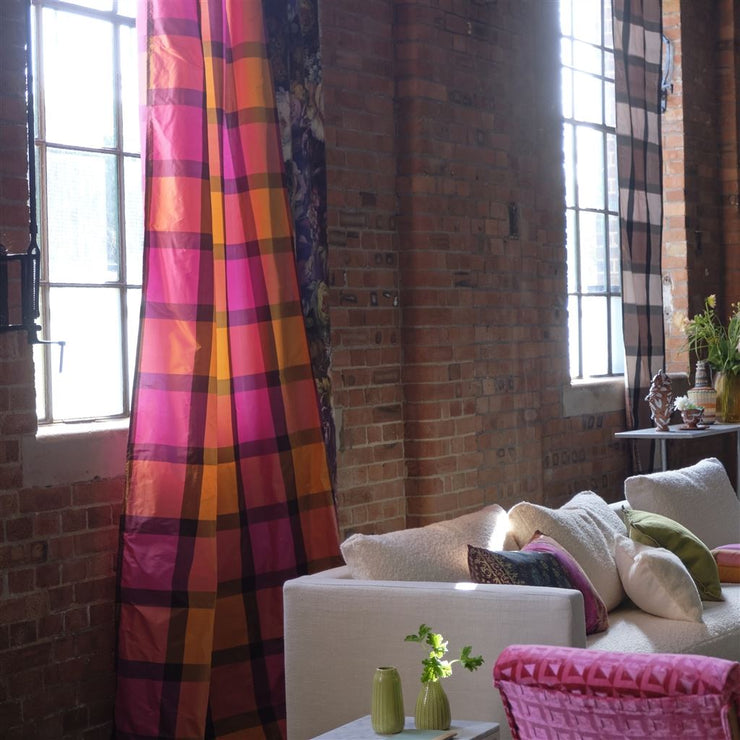 Designers Guild Varanasi Fuchsia