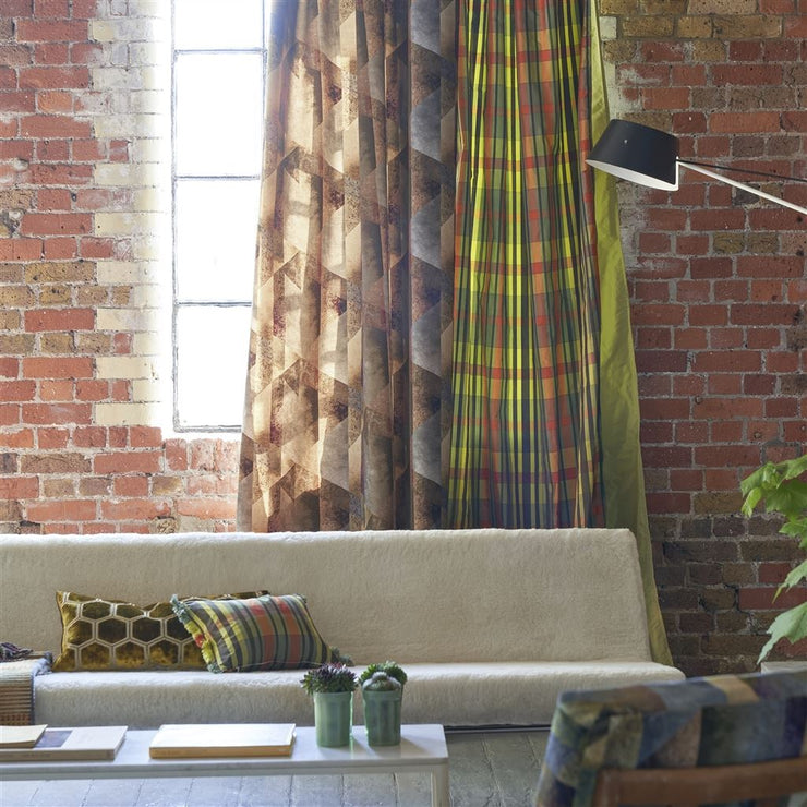 Designers Guild Minakari Geo Rosewood