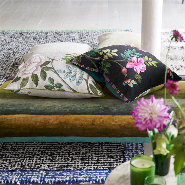Designers Guild Porcelaine De Chine Cameo Linen Cushion
