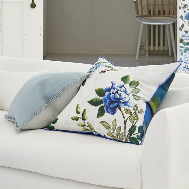 Designers Guild Porcelaine De Chine Cobalt Linen Cushion