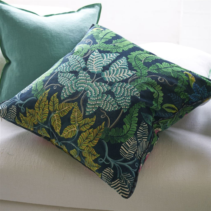 Designers Guild Brocart Decoratif Velours Noir Cushion