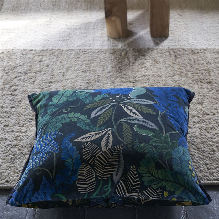 Designers Guild Brocart Decoratif Velours Indigo Cushion