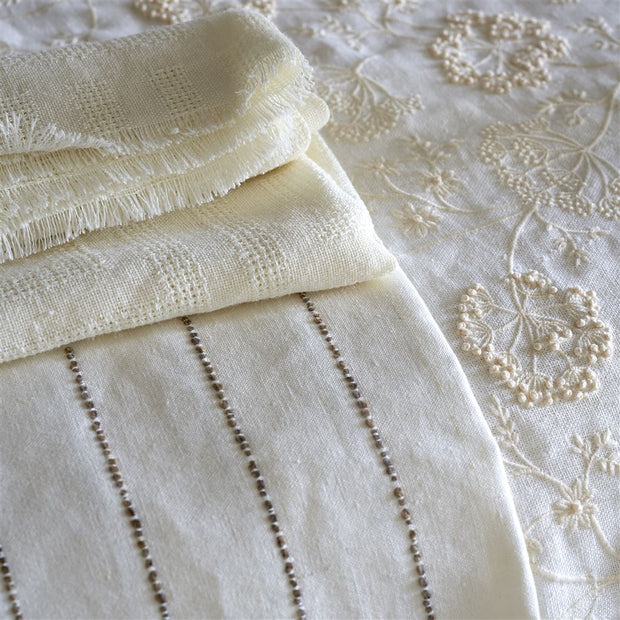 Designers Guild Mayenne Chalk