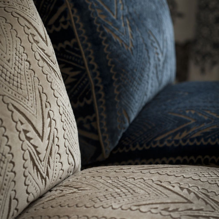 William Yeoward Tippolo - Dove