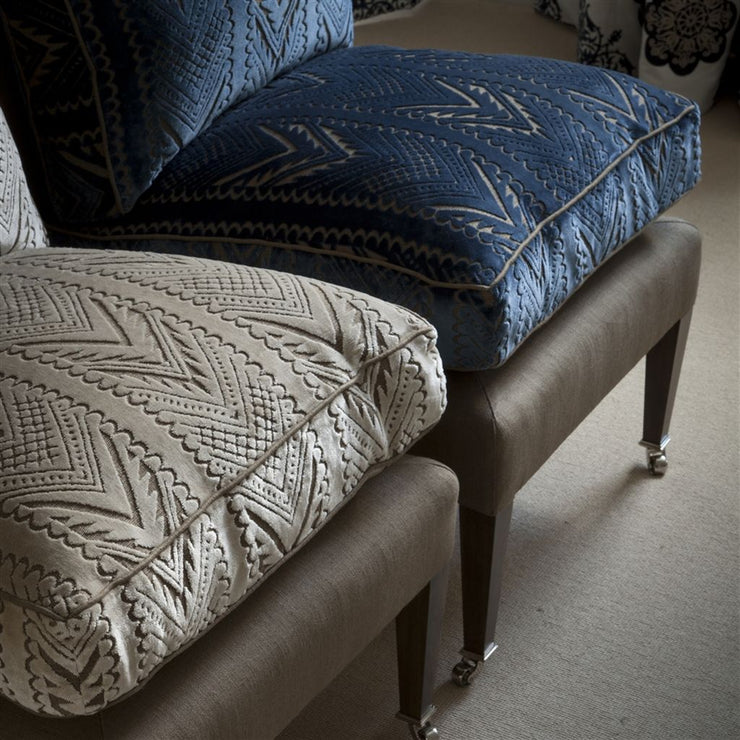 William Yeoward Tippolo - Dove