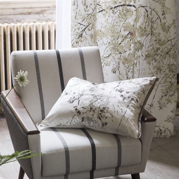 Designers Guild Plum Blossom - Linen