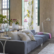 Designers Guild Nymphaea - Camellia