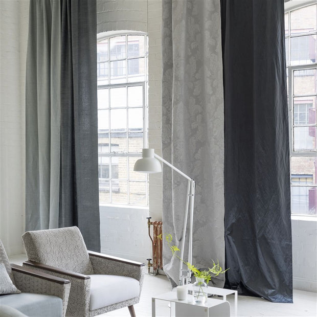 Designers Guild Tuileries Damask - Platinum